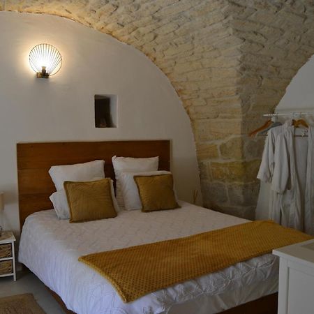 Bed and Breakfast La Cachette Aigues-Vives  Екстер'єр фото