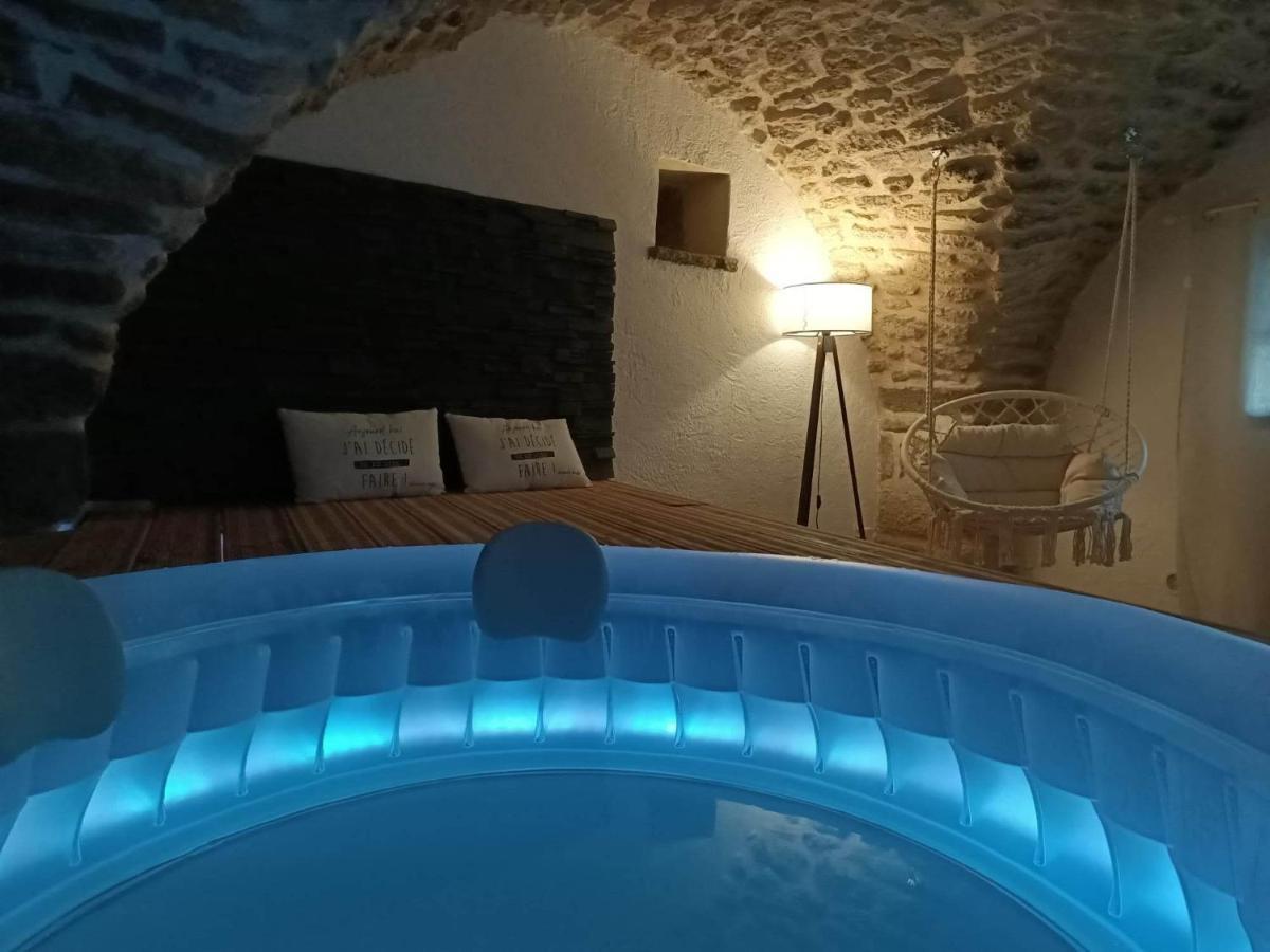 Bed and Breakfast La Cachette Aigues-Vives  Екстер'єр фото