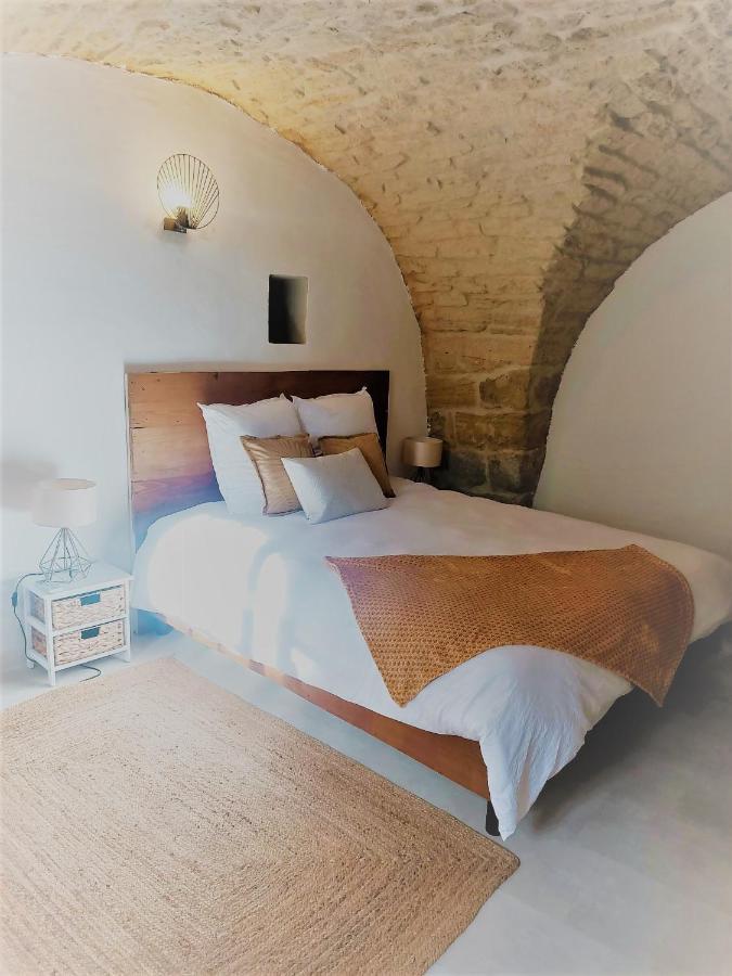 Bed and Breakfast La Cachette Aigues-Vives  Екстер'єр фото